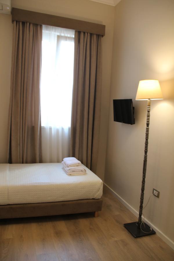 Hotel Hermes 티라나 외부 사진