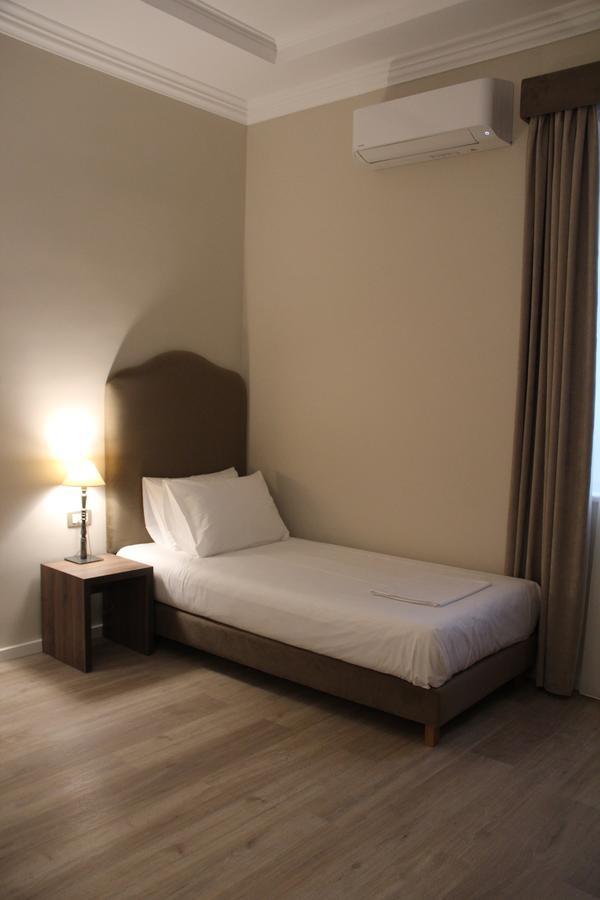 Hotel Hermes 티라나 외부 사진