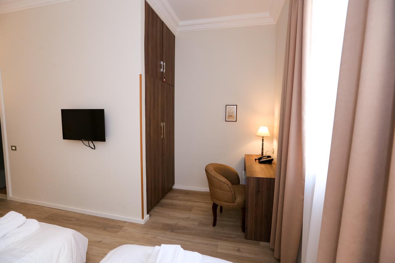 Hotel Hermes 티라나 외부 사진